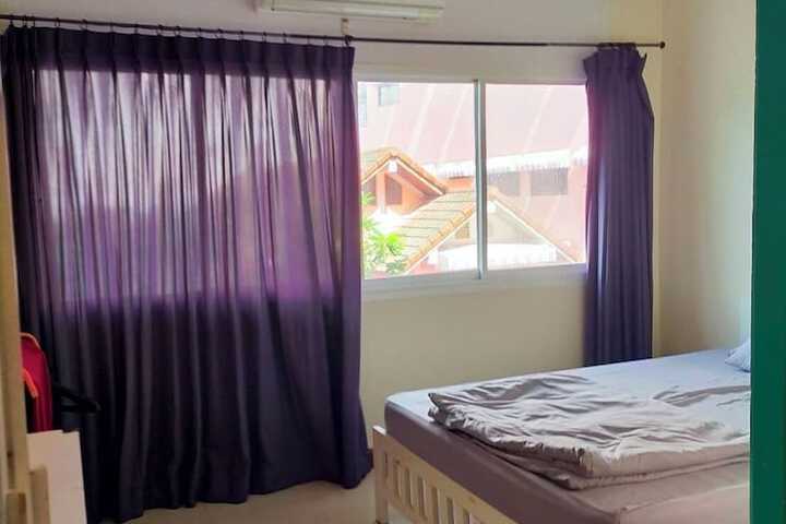 Room 3 of 17