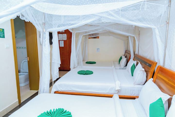 Room 29 of 103