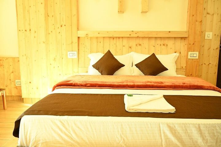 Room 7 of 23