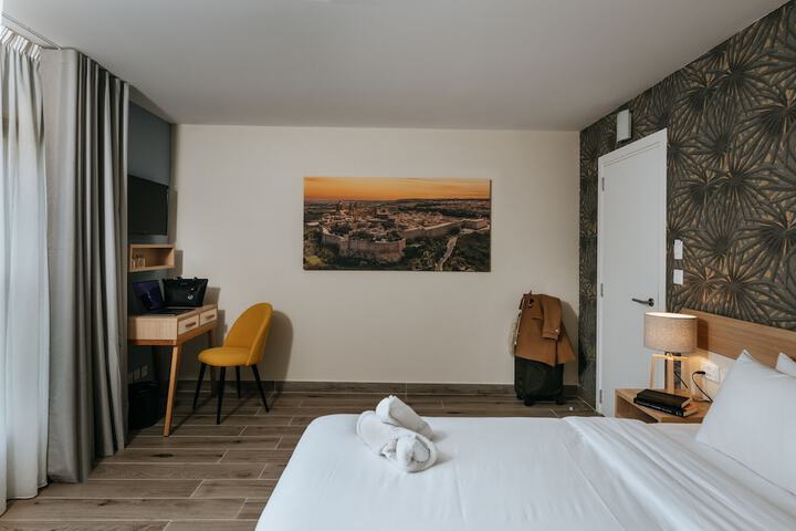 Room 14 of 56