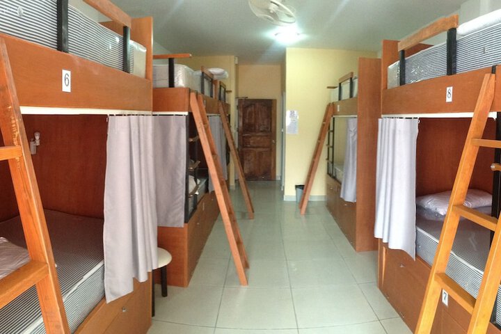 Room 8 of 69