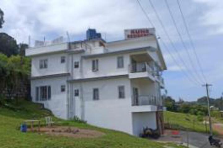 Hotel 5 of 8