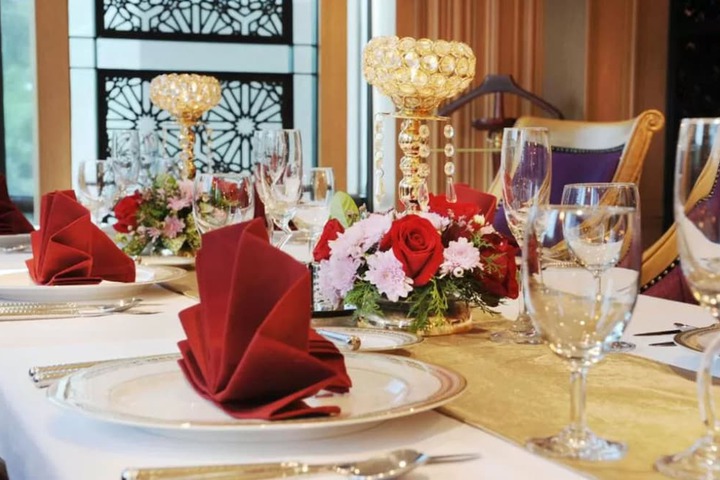 Dining 62 of 91