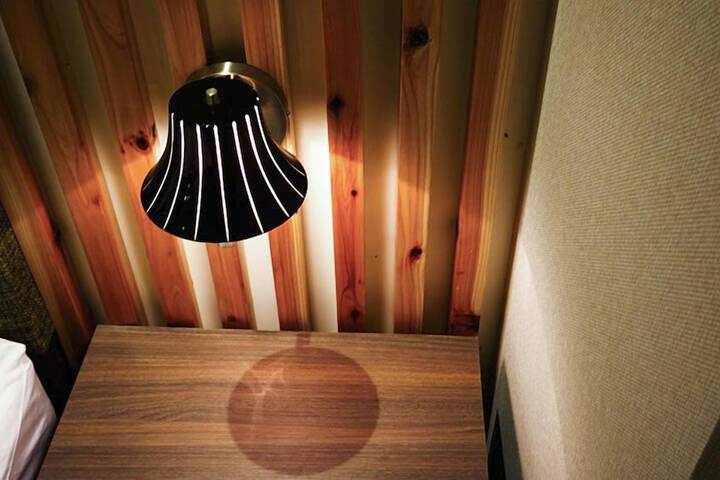 Room 35 of 59