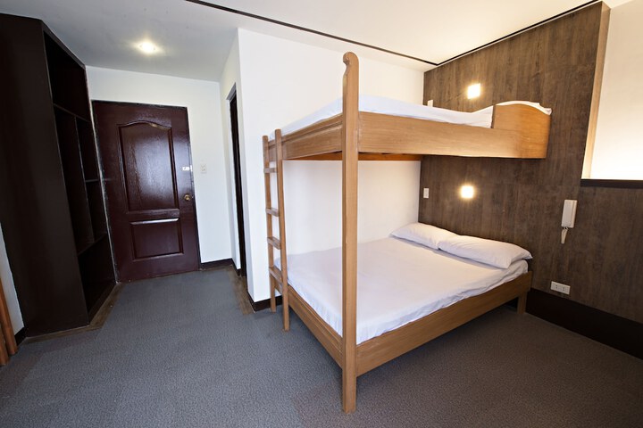 Room 7 of 21