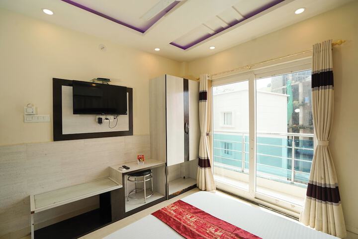 Room 14 of 63