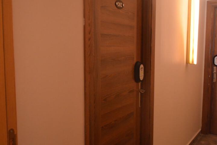 Room 16 of 29