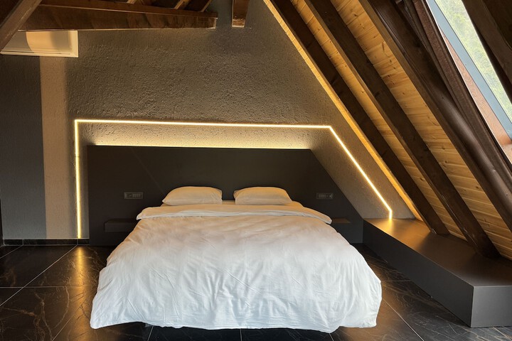 Room 38 of 57