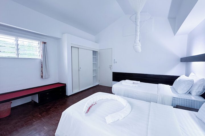Room 20 of 103