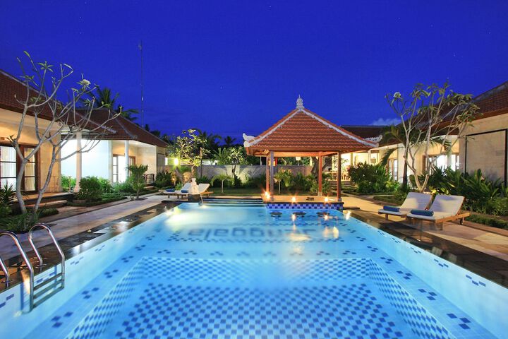 Pool 24 of 39