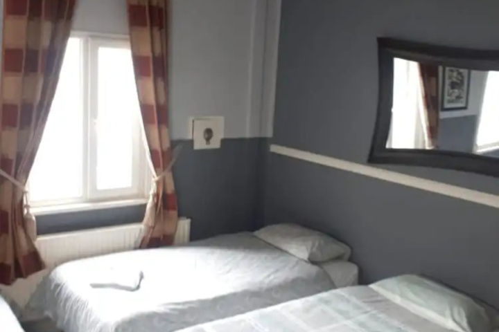 Room 20 of 23
