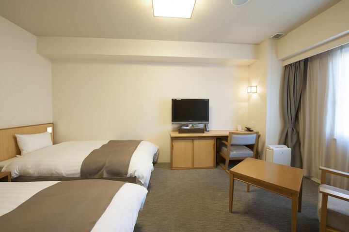 Room 13 of 57