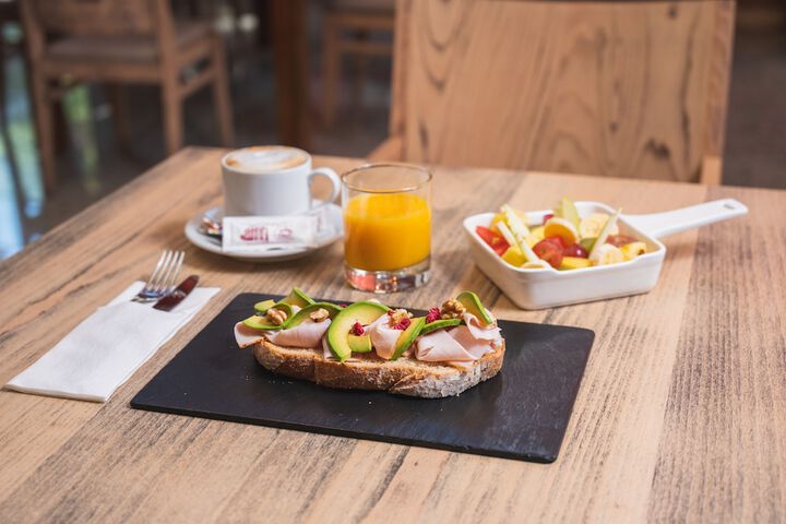 Breakfast/Coffee Service 47 of 56
