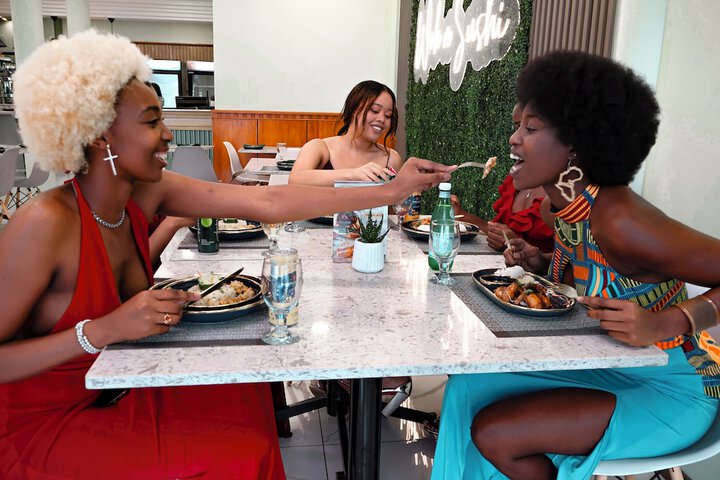 Dining 55 of 68
