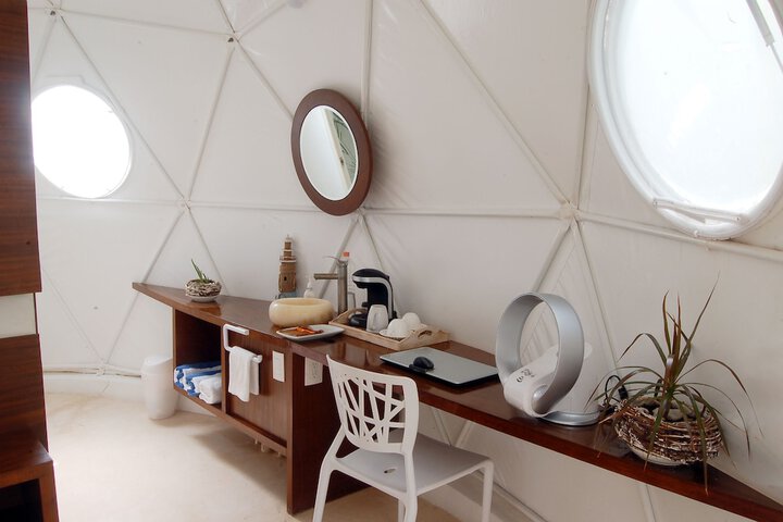 Room 9 of 29