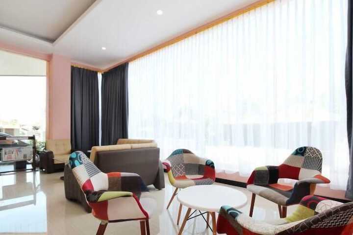 Room 17 of 25