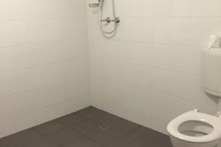 Room 3 of 41