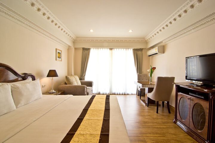 Room 10 of 71