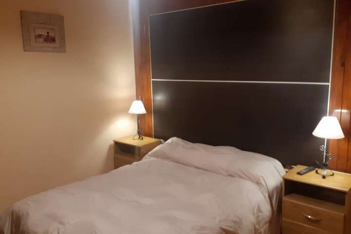 Room 3 of 78