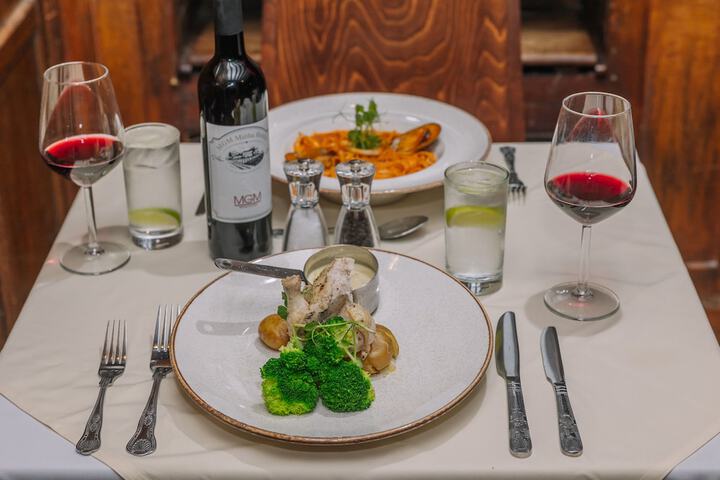Dining 93 of 113