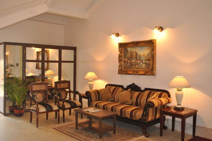 Hotel 2 of 42