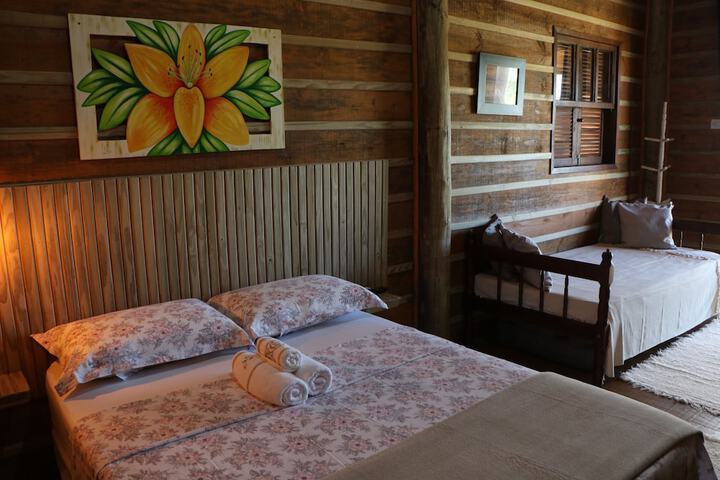 Room 5 of 32