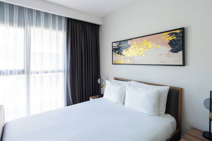 Room 16 of 74