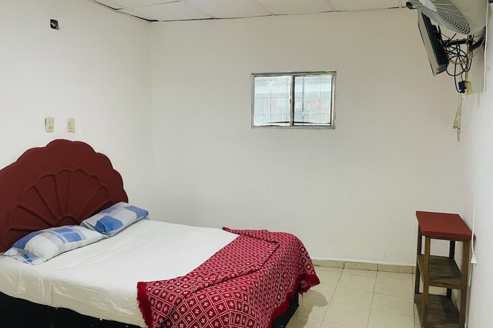 Room 3 of 14