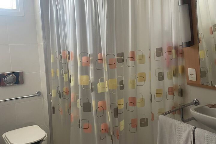 Room 22 of 62