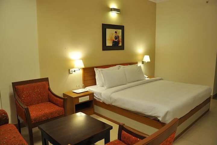 Room 7 of 20