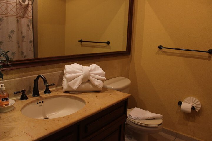 Room 527 of 599