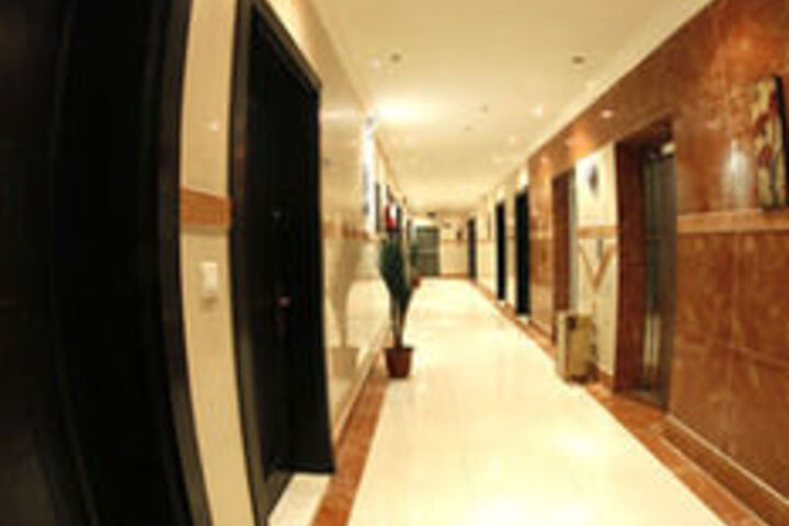 Ballroom/Hall 13 of 26