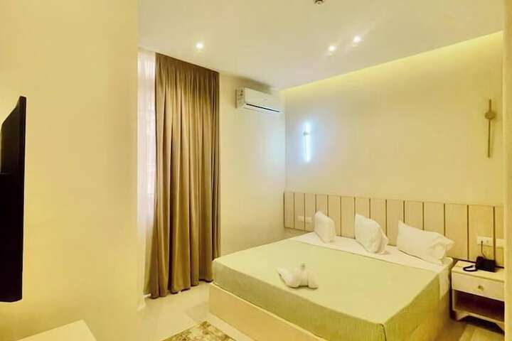 Room 43 of 92