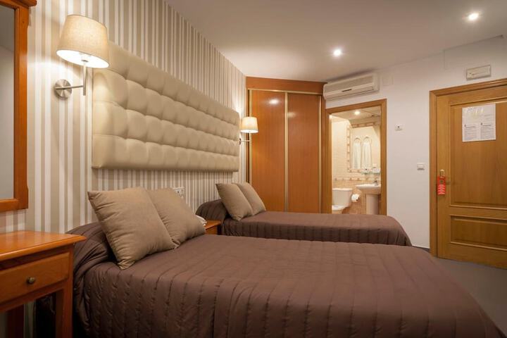 Room 19 of 52