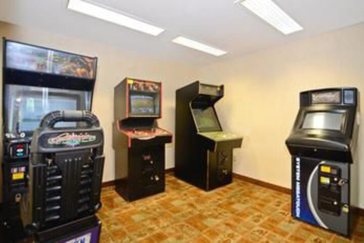 Room 5 of 19