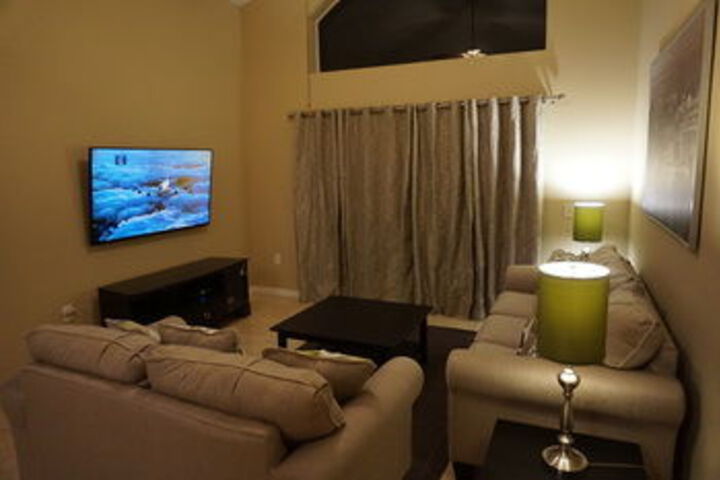 Room 215 of 268