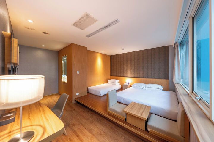 rooms