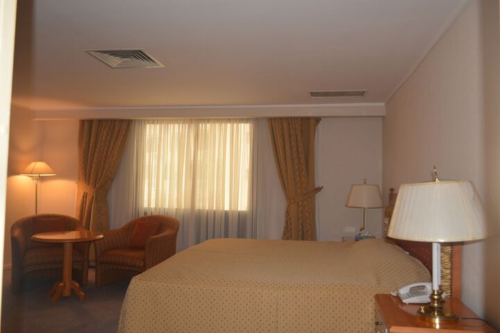 Room 2 of 24