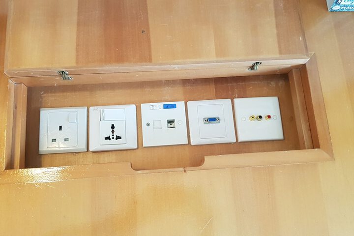 Room 11 of 39