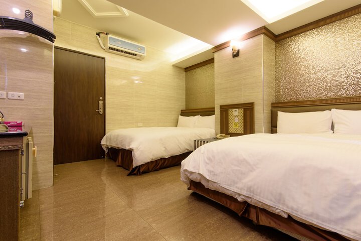 Room 6 of 41