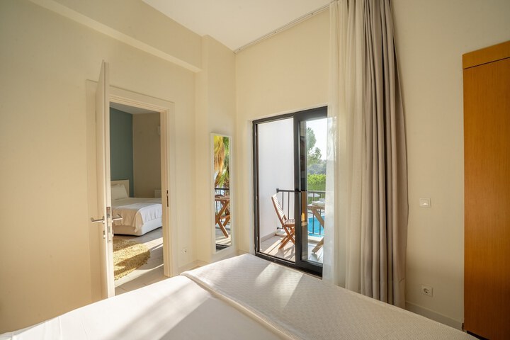 Room 10 of 70