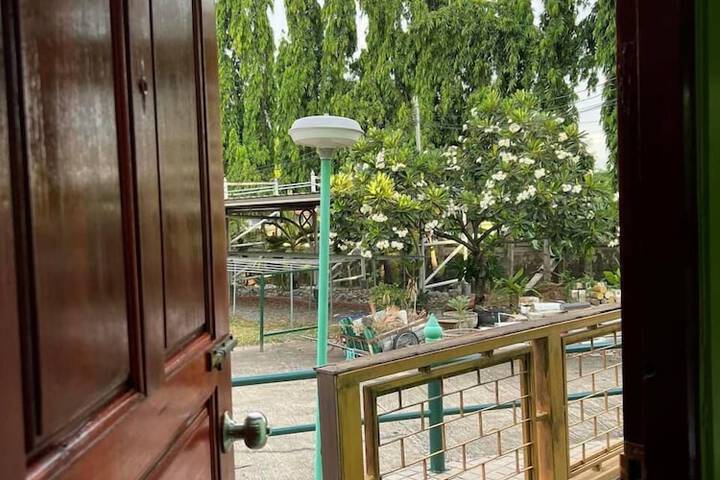 Terrace/Patio 104 of 108