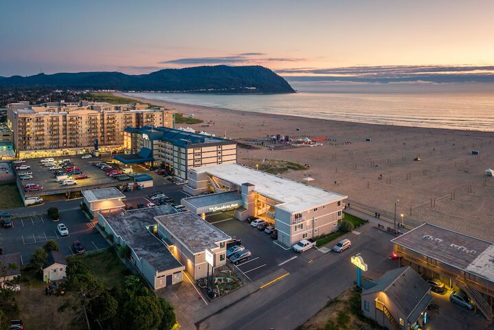 Seashore Inn on the Beach in Seaside, OR