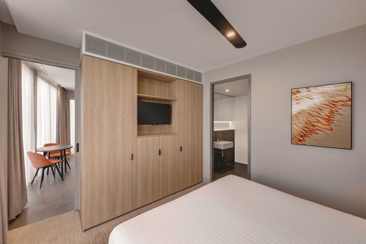 Room 14 of 52