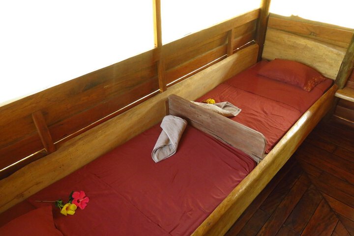 Room 4 of 15