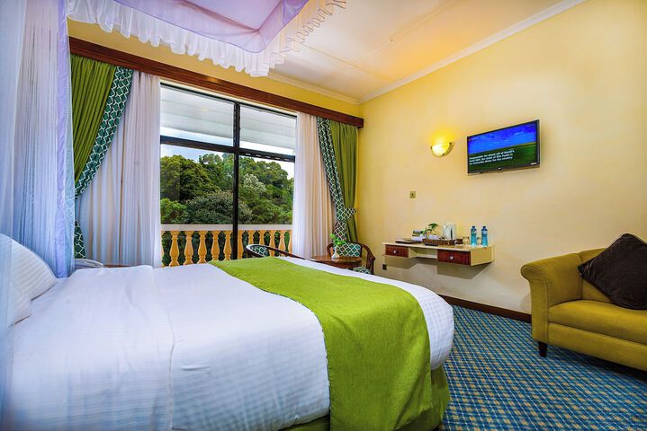 Room 8 of 21