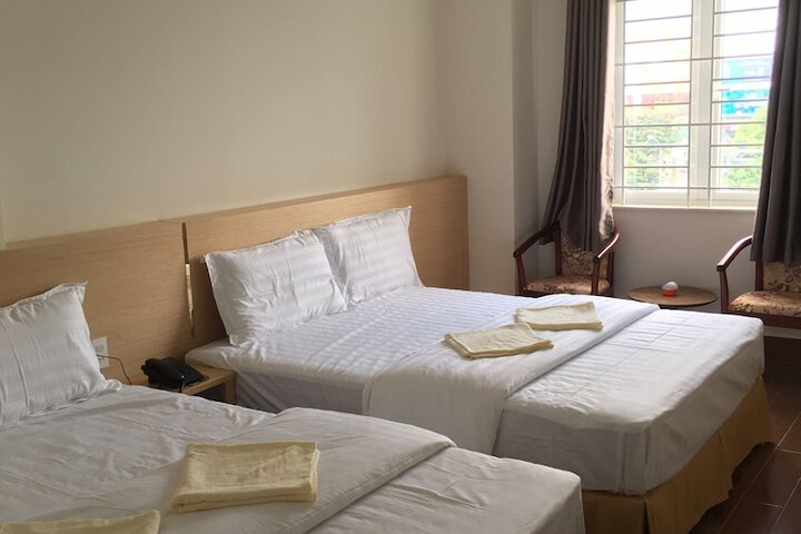 Room 3 of 18