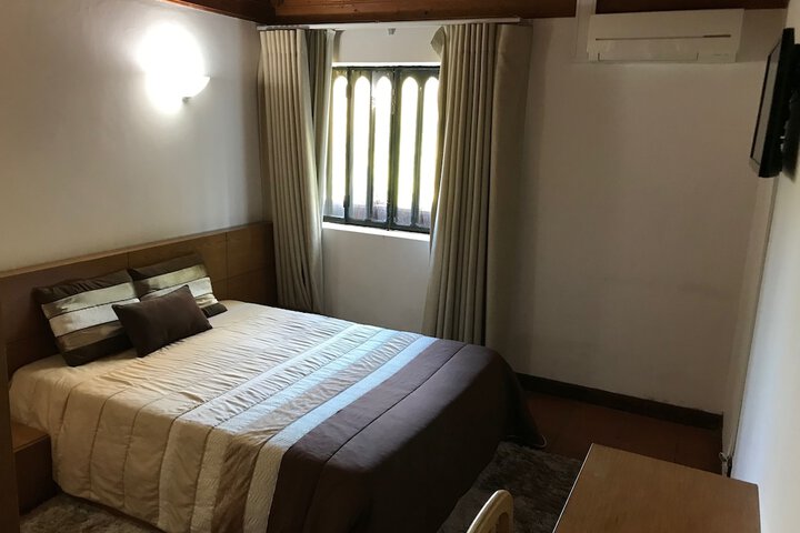 Room 5 of 110