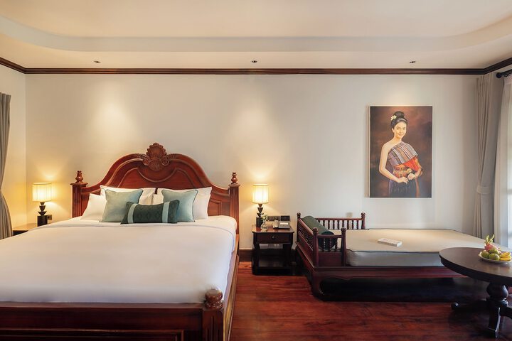 Room 3 of 49