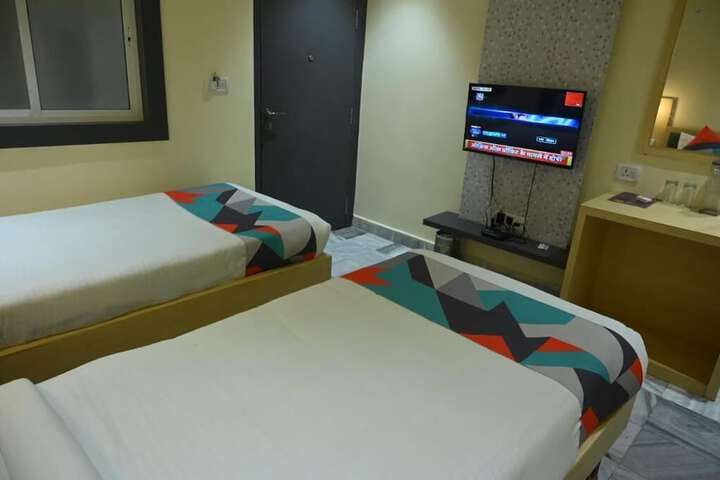 Room 7 of 30